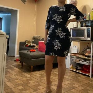 Blue mid long sleeve body con dress